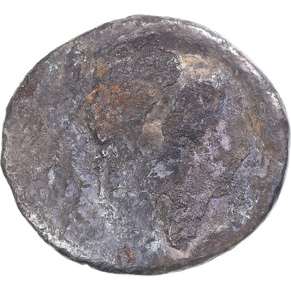 Mince, 
  
  Quinarius, 
  
  Nejistá máta